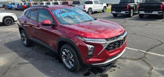 Used 2024 Chevrolet Trax LT w/ Driver Confidence Package image 1