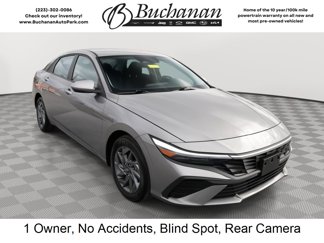 Used 2024 Hyundai Elantra Blue image 1