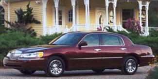 Used 2001 Lincoln Town Car Cartier image 1