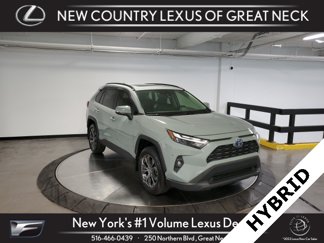 Used 2022 Toyota RAV4 XLE Premium image 1