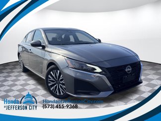 Used 2023 Nissan Altima 2.5 SV image 1