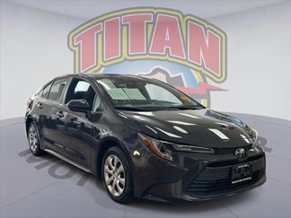 Certified 2025 Toyota Corolla LE image 1