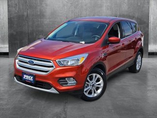 Used 2019 Ford Escape SE image 1