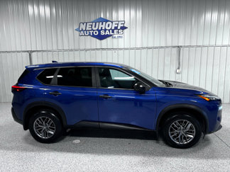 Used 2021 Nissan Rogue S image 1