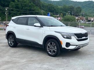 Used 2022 Kia Seltos LX image 1