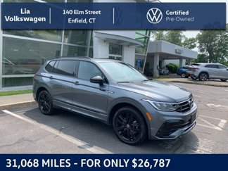 Certified 2022 Volkswagen Tiguan SE R-Line image 1