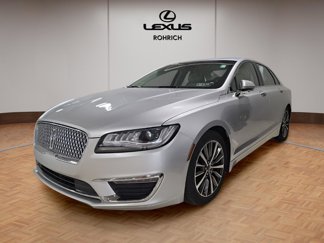 Used 2019 Lincoln MKZ Reserve image 1