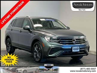Used 2022 Volkswagen Tiguan SE image 1