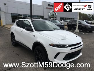 New 2024 Dodge Hornet GT w/ GT Blacktop Package image 1