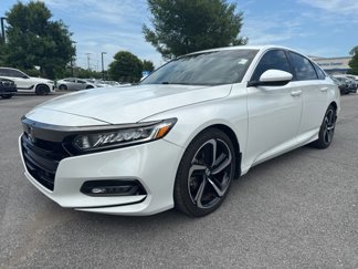 Used 2020 Honda Accord Sport image 1