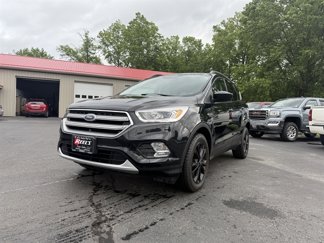 Used 2017 Ford Escape SE w/ Equipment Group 201A image 1