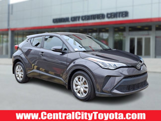 Used 2020 Toyota C-HR LE image 1