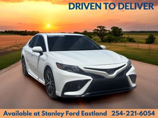 Used 2023 Toyota Camry SE image 1
