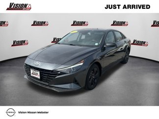 Used 2022 Hyundai Elantra SEL w/ Convenience Package image 1