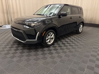 Used 2023 Kia Soul LX w/ LX Technology Package image 1