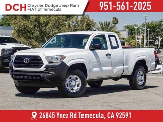 Used 2017 Toyota Tacoma SR image 1