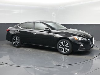 Used 2021 Nissan Altima 2.5 SV image 1