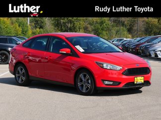 Used 2017 Ford Focus SE video 1