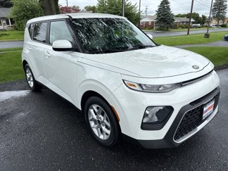 Used 2020 Kia Soul S image 1