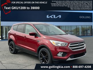 Used 2017 Ford Escape SE w/ SE Cold Weather Package image 1