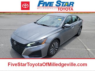 Used 2023 Nissan Altima 2.5 SV image 1