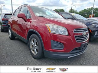 Used 2015 Chevrolet Trax LT w/ LT Sun and Sound Package image 1