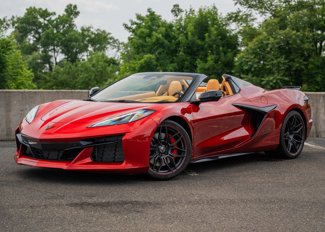 Used 2024 Chevrolet Corvette Z06 w/ Battery Protection Package image 1