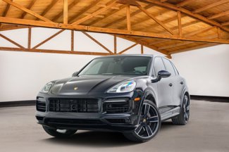 Used 2023 Porsche Cayenne Platinum Edition image 1