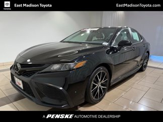 Certified 2023 Toyota Camry SE image 1
