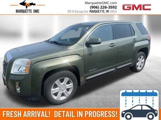 Used 2015 GMC Terrain SLE image 1