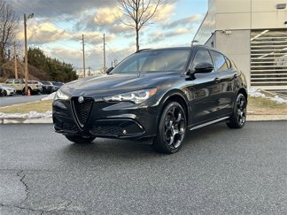 Used 2024 Alfa Romeo Stelvio Veloce image 1