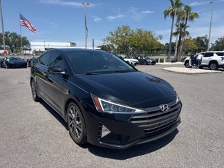 Used 2019 Hyundai Elantra Limited image 1