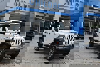 Used 2014 Jeep Wrangler Unlimited Rubicon w/ Connectivity Group image 1