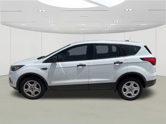 Used 2019 Ford Escape S image 1