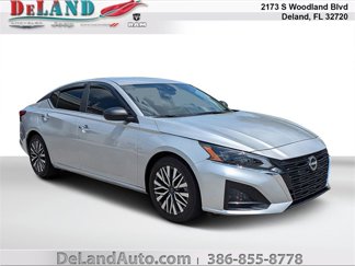 Used 2024 Nissan Altima 2.5 SV image 1