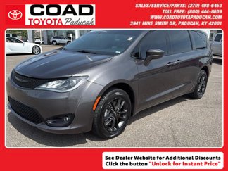 Used 2020 Chrysler Pacifica Touring-L image 1