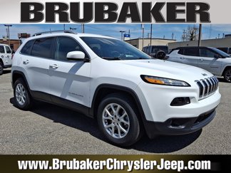 Used 2018 Jeep Cherokee Latitude w/ Cold Weather Group image 1