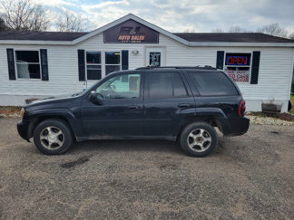 Used 2008 Chevrolet TrailBlazer LT w/ Sun And Sound Package image 1