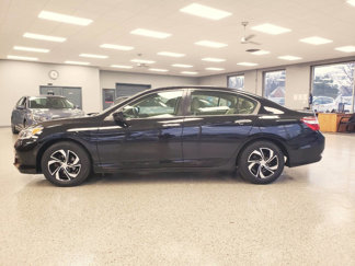 Used 2017 Honda Accord LX image 1