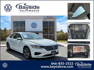 Certified 2022 Volkswagen Passat 2.0T SE image 1