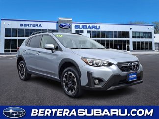 Used 2021 Subaru Crosstrek 2.0i Premium image 1