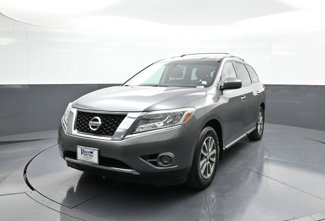 Used 2016 Nissan Pathfinder S image 1