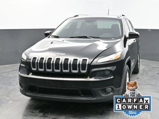 Used 2017 Jeep Cherokee Latitude w/ Cold Weather Group image 1