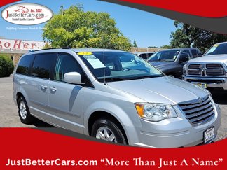 Used 2010 Chrysler Town & Country Touring image 1