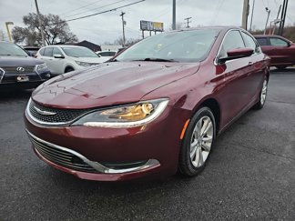 Used 2015 Chrysler 200 Limited image 1