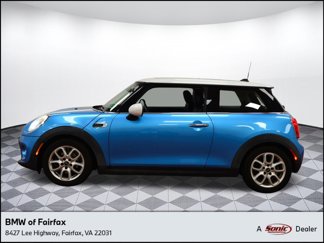 Used 2015 MINI Cooper 2-Door Hardtop image 1