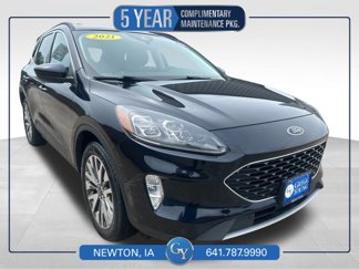 Used 2021 Ford Escape Titanium image 1
