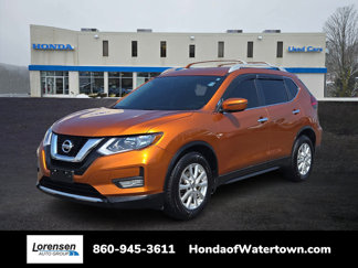 Used 2017 Nissan Rogue SV image 1