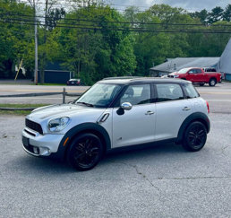 Used 2011 MINI Cooper Countryman S image 1