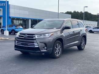 Used 2018 Toyota Highlander XLE image 1